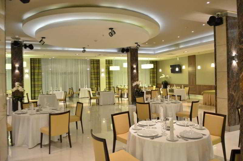 Victoria & Spa Minsk Buitenkant foto